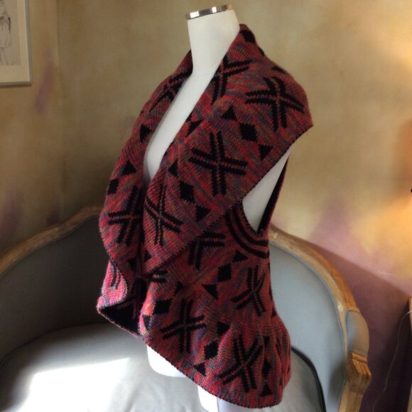 Boho tribal intarsia reversible knitted vest, size M? - Picture 4 of 13